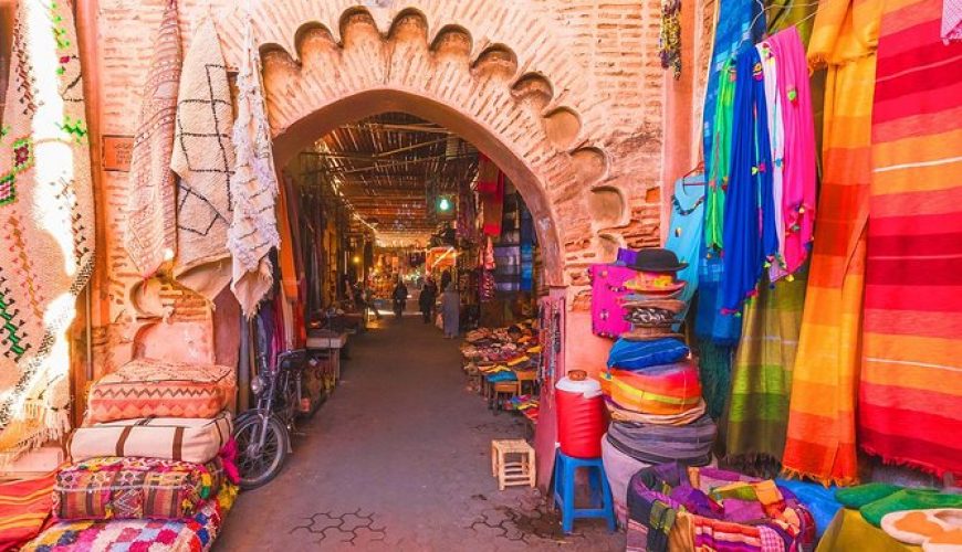 The Ultimate Guide to Navigating Moroccan Souks: A Shopper’s Heaven